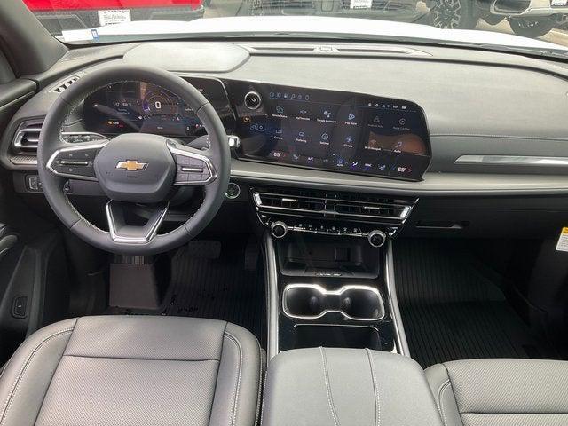 new 2026 Chevrolet Traverse car, priced at $43,620