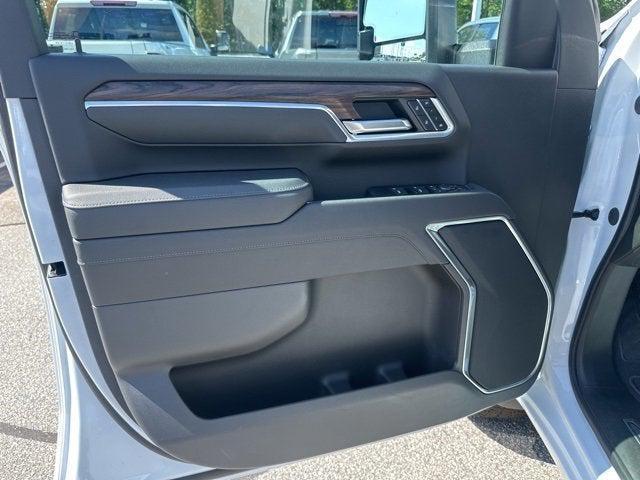 new 2025 GMC Sierra 2500 car, priced at $61,440