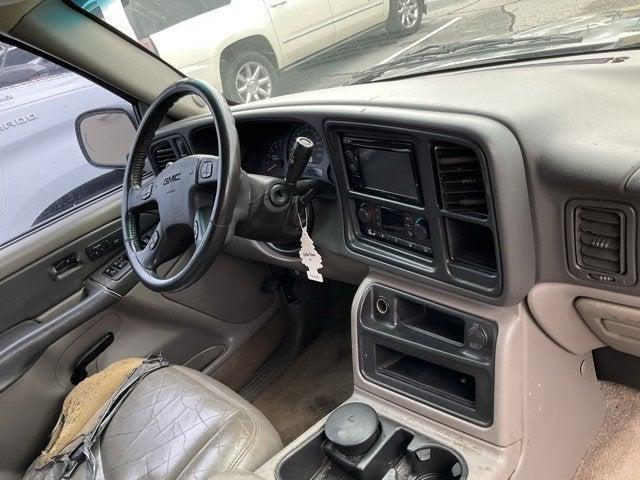 used 2003 GMC Yukon car, priced at $3,800