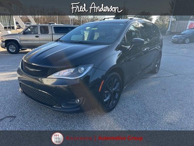 used 2018 Chrysler Pacifica car, priced at $11,385