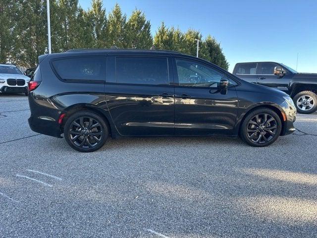 used 2018 Chrysler Pacifica car, priced at $11,385