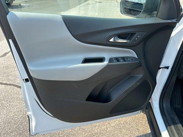 used 2023 Chevrolet Equinox car, priced at $21,299