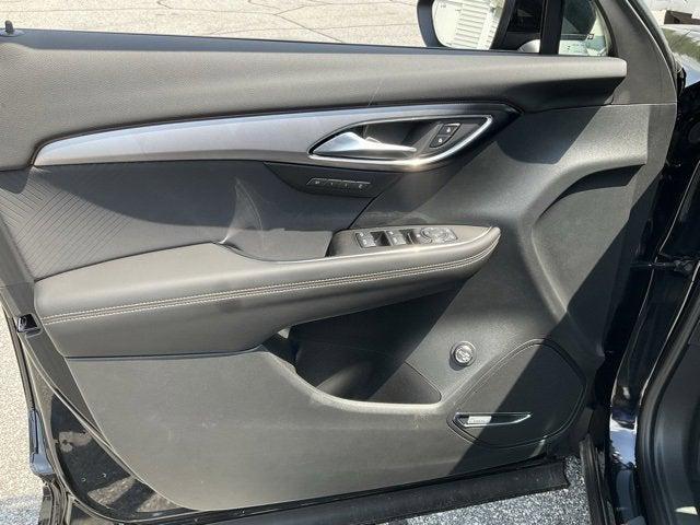 new 2025 Buick Envision car, priced at $42,735
