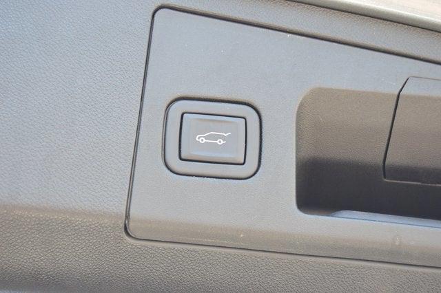 used 2024 Cadillac XT4 car, priced at $32,451