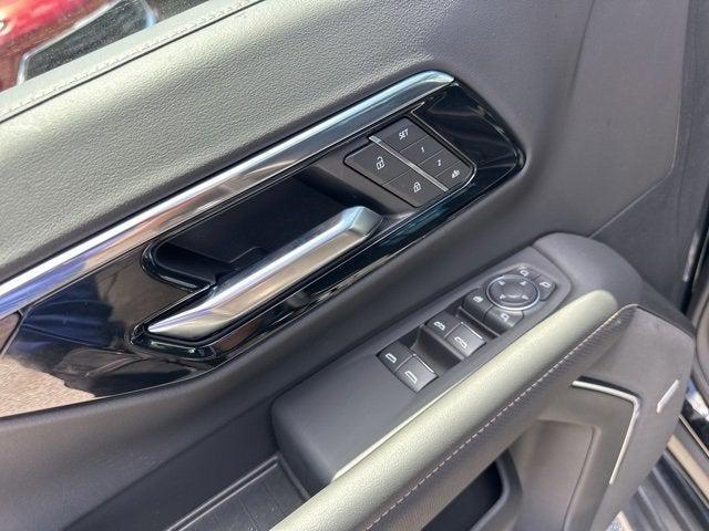 new 2025 Chevrolet Suburban car, priced at $77,466