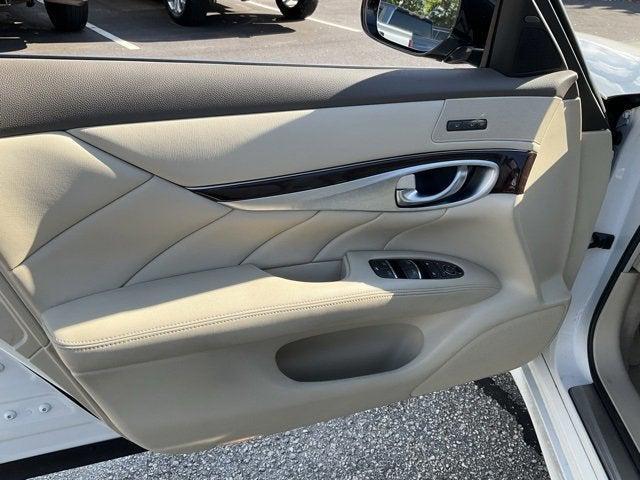 used 2015 INFINITI Q70 car, priced at $13,311