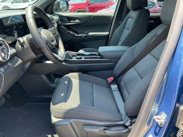 new 2026 Chevrolet Equinox car, priced at $30,035