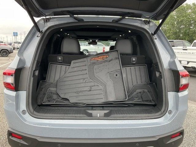 used 2025 Honda Pilot car, priced at $46,997