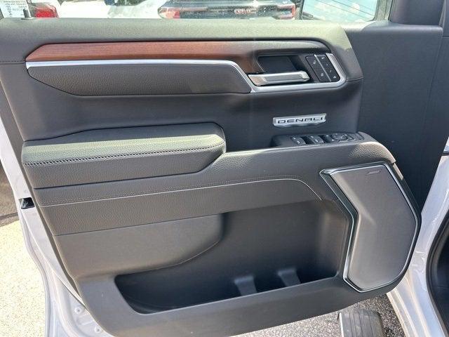 new 2025 GMC Sierra 1500 car, priced at $74,975