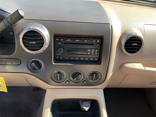 used 2003 Ford Expedition car, priced at $2,500