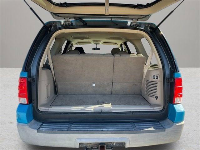 used 2003 Ford Expedition car, priced at $2,500