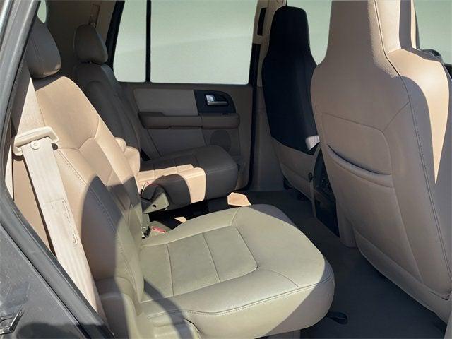 used 2003 Ford Expedition car, priced at $2,500