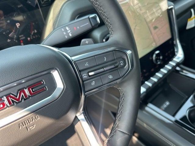 new 2025 GMC Yukon XL car, priced at $73,610