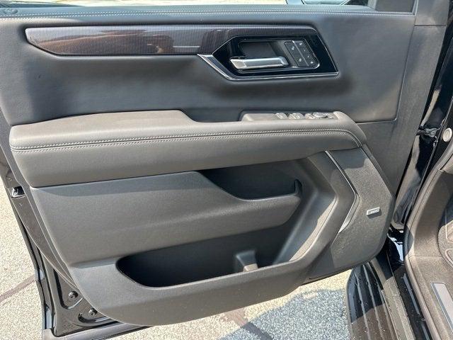 new 2025 GMC Yukon XL car, priced at $73,610