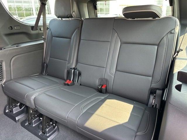 new 2025 GMC Yukon XL car, priced at $73,610