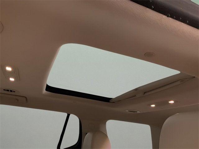 used 2021 GMC Acadia car, priced at $30,662