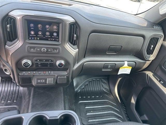 new 2025 GMC Sierra 1500 car, priced at $42,980