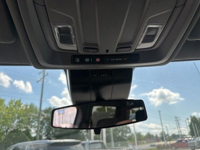 new 2025 GMC Sierra 1500 car, priced at $53,285