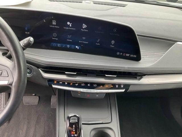 used 2024 Cadillac XT4 car, priced at $35,269