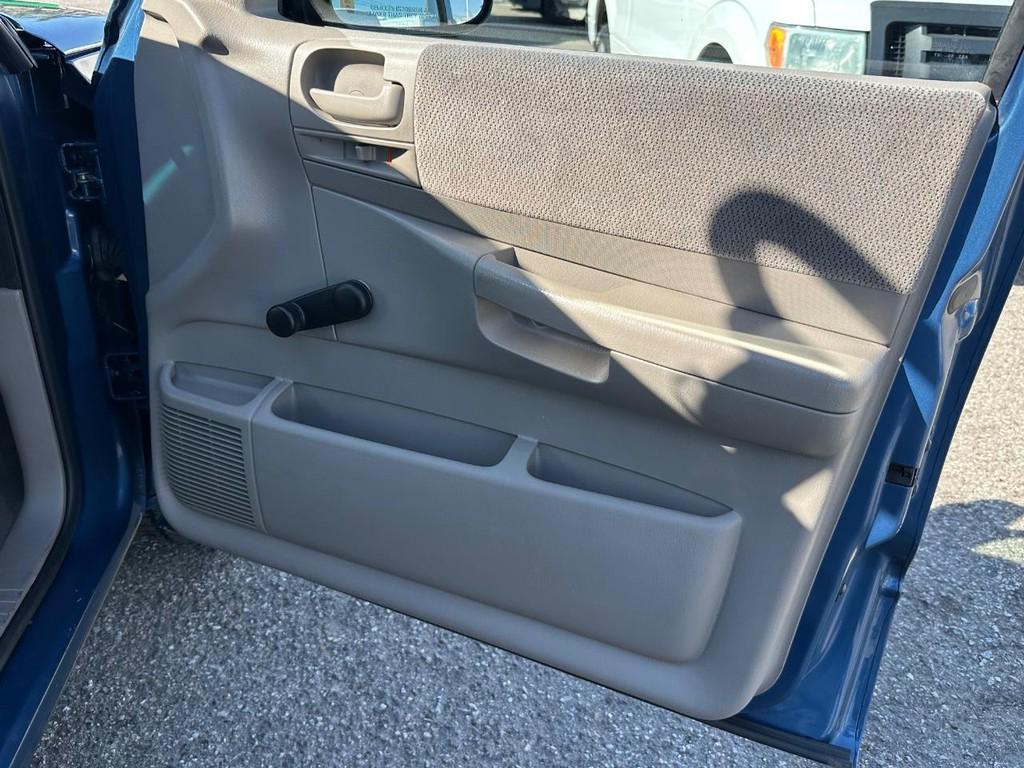 used 2004 Dodge Dakota car, priced at $11,880