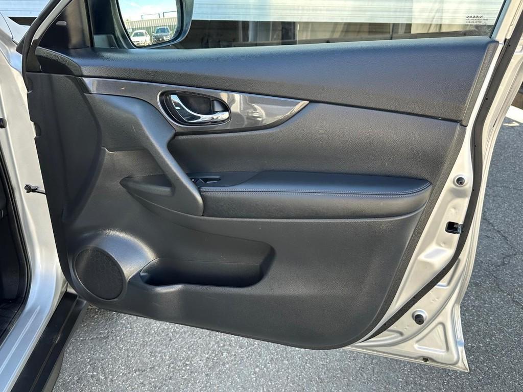 used 2018 Nissan Rogue car, priced at $11,499