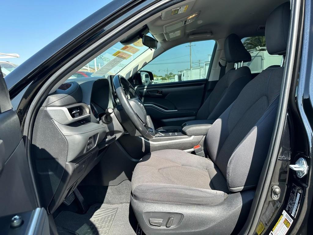 used 2021 Toyota Highlander car, priced at $23,889