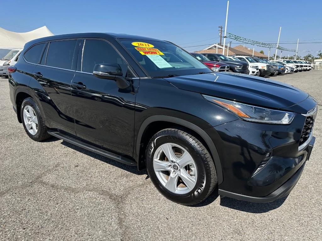 used 2021 Toyota Highlander car, priced at $23,889