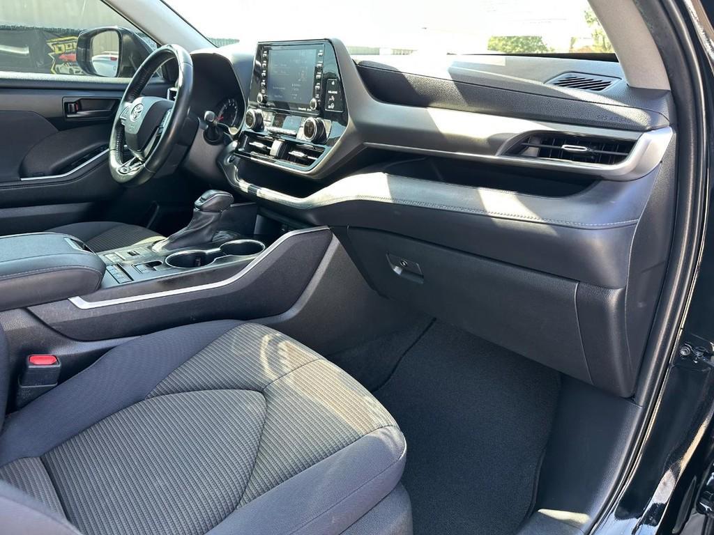 used 2021 Toyota Highlander car, priced at $23,889