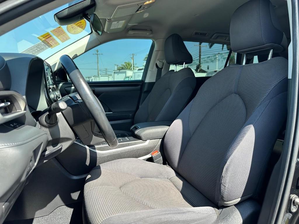 used 2021 Toyota Highlander car, priced at $23,889