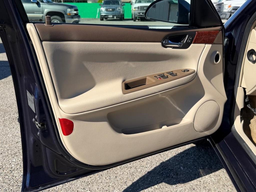 used 2007 Chevrolet Impala car, priced at $8,950