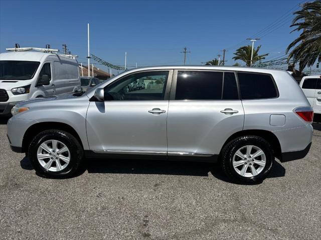 used 2013 Toyota Highlander car, priced at $14,994