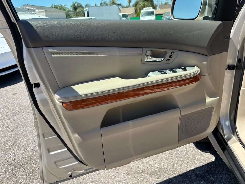 used 2004 Lexus RX 330 car, priced at $10,715