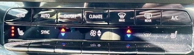 new 2023 Buick Envision car, priced at $34,004