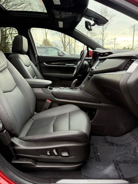 used 2021 Cadillac XT5 car, priced at $30,574