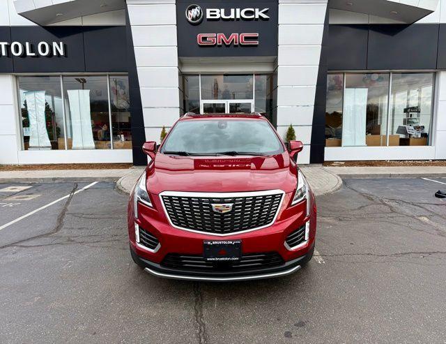 used 2021 Cadillac XT5 car, priced at $30,574