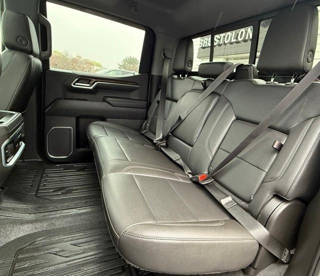 used 2022 GMC Sierra 1500 car, priced at $43,974
