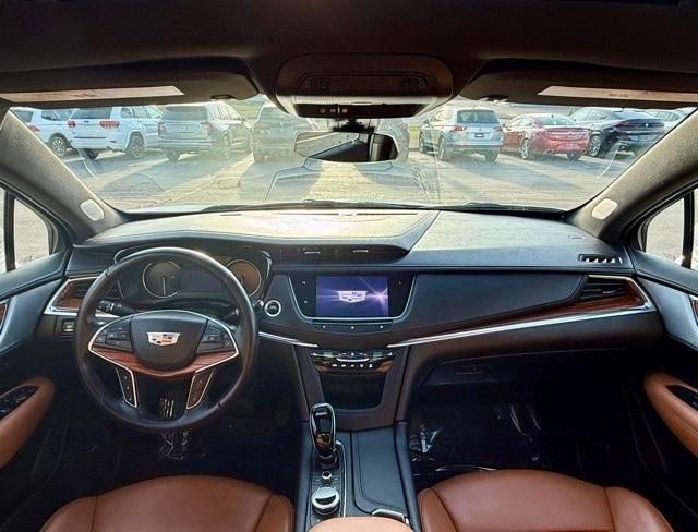 used 2021 Cadillac XT5 car, priced at $29,974