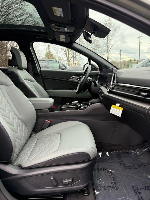 used 2025 Kia Sportage Plug-In Hybrid car, priced at $34,574