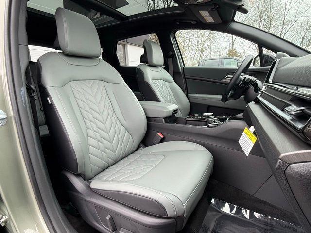 used 2025 Kia Sportage Plug-In Hybrid car, priced at $34,574