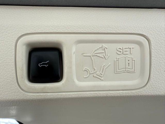 used 2023 Lincoln Navigator L car, priced at $72,574