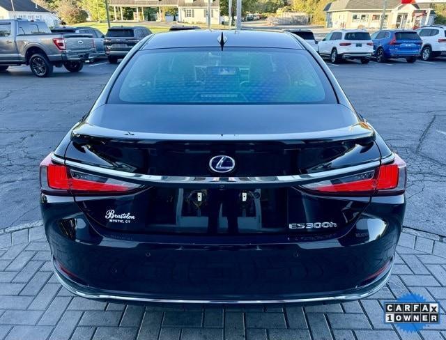 used 2022 Lexus ES 300h car, priced at $38,974