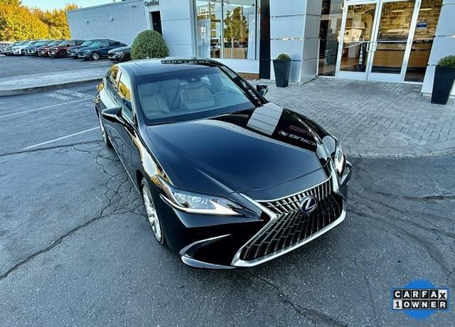 used 2022 Lexus ES 300h car, priced at $38,974