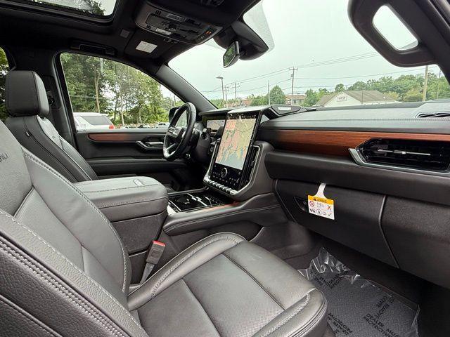used 2025 GMC Yukon XL car, priced at $76,974