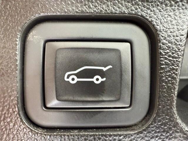 used 2023 GMC Acadia car, priced at $32,974