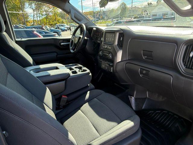 used 2024 Chevrolet Silverado 1500 car, priced at $31,974