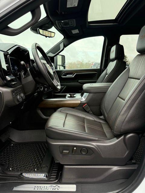 used 2025 Chevrolet Silverado 2500 car, priced at $69,574