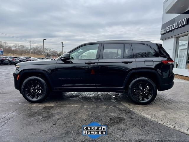 used 2024 Jeep Grand Cherokee car, priced at $34,974