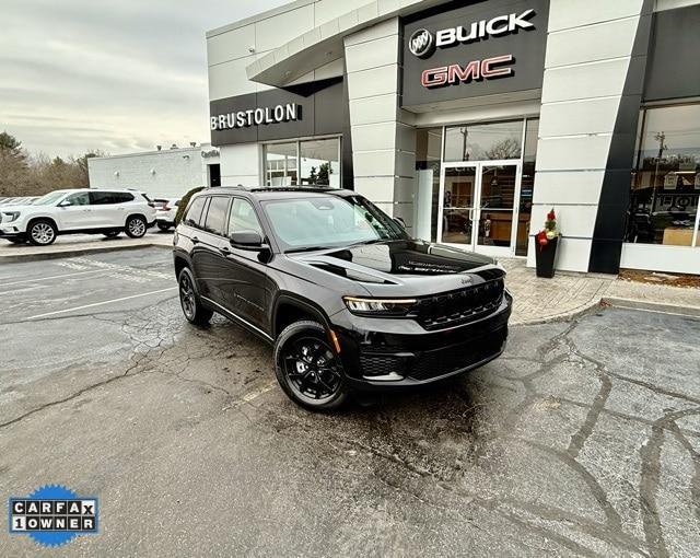 used 2024 Jeep Grand Cherokee car, priced at $34,974