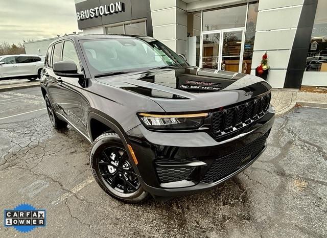 used 2024 Jeep Grand Cherokee car, priced at $34,974