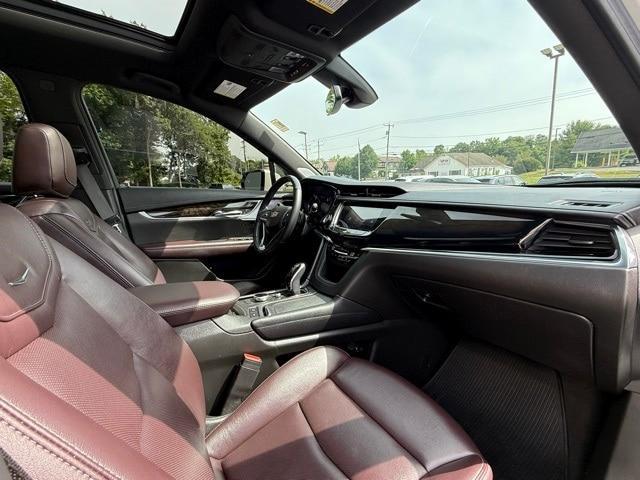 used 2021 Cadillac XT6 car, priced at $29,974